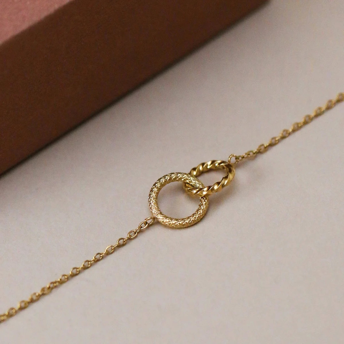 Necklace Liria Gold